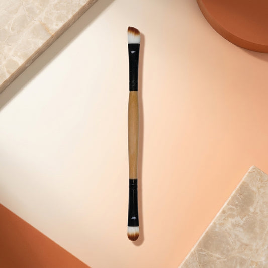 AI shoot - amelia-large-contouring-brush-219