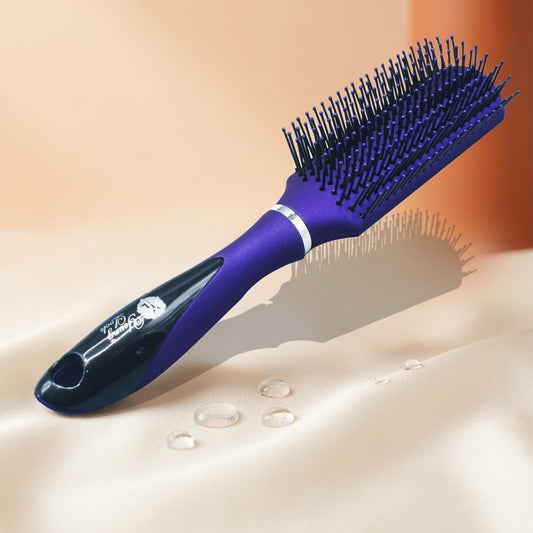 AI shoot - young-look-hair-brush-y-l-tuffting-929