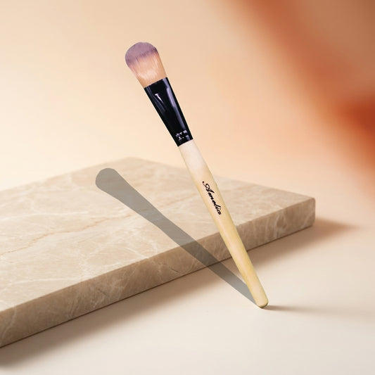 AI shoot - amelia-foundation-brush-213