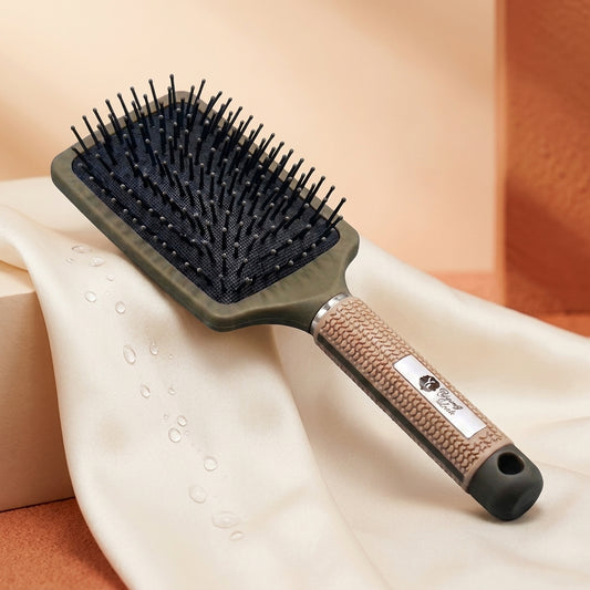 AI shoot - young-look-hair-brush-npp-934